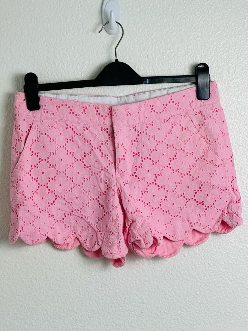 Lilly Pulitzer Pink Scalloped Hem Buttercup Lace Shorts Size 2